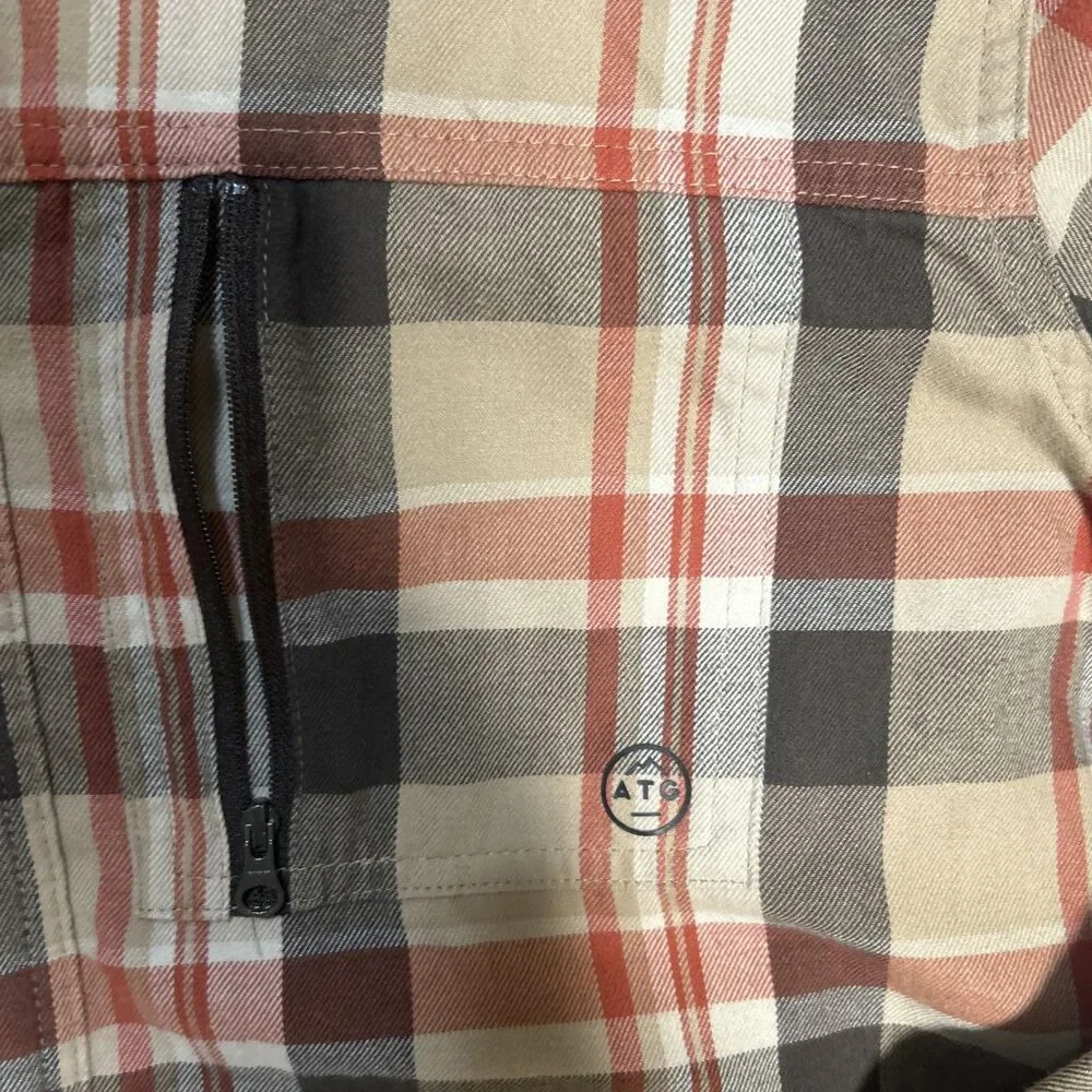 Wrangler ATG Shirt Mens Large Brown Plaid Button Up Flannel Cotton Blend Elbow